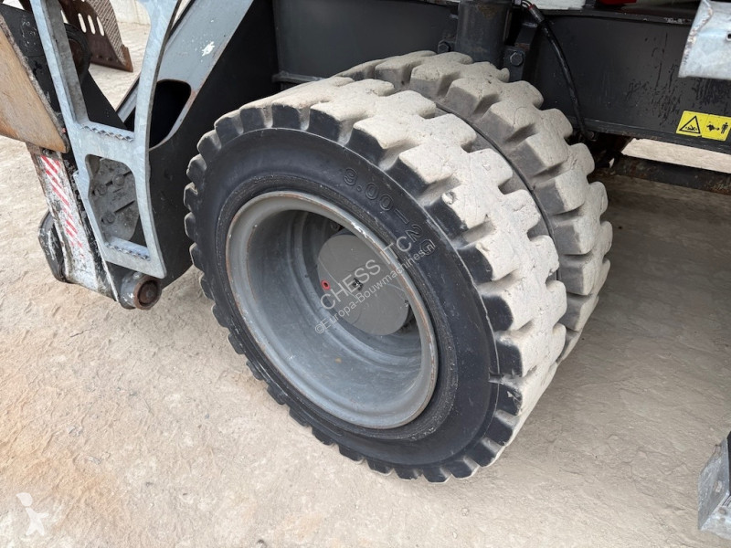 جرافة Sennebogen 817 E - 817M E - 818 E - E