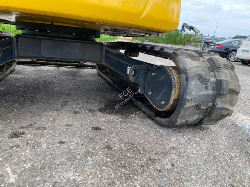 Rýpadlo Komatsu PC58MR-5 E0 endommagée