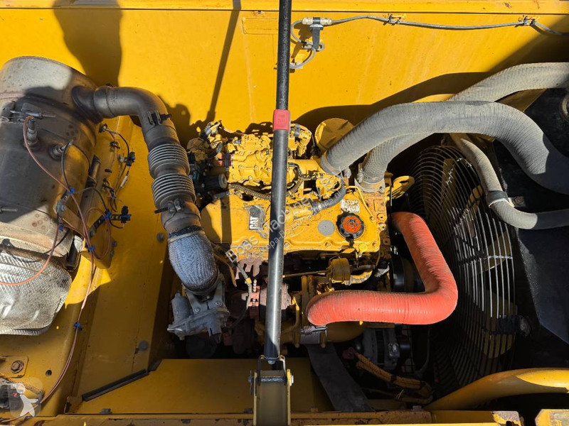 Rýpadlo Caterpillar 320FL - Automatic Greasing...