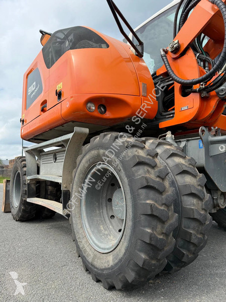جرافة Liebherr Compact | A/C