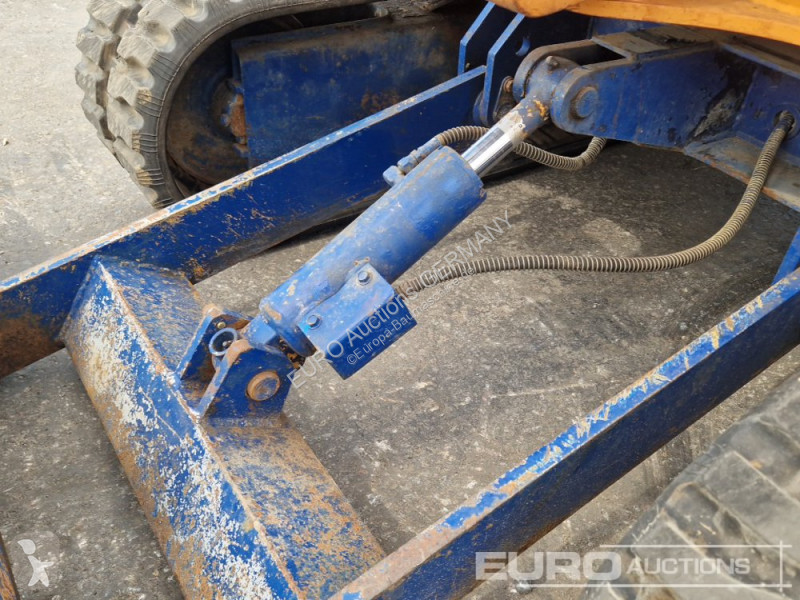 Rýpadlo Komatsu PC15-2