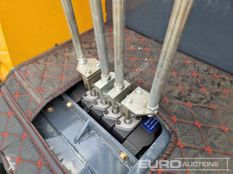 Lopatový nakládač Captok CK15D