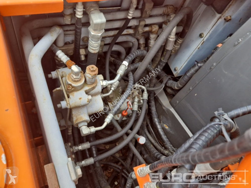Skovl Hitachi
