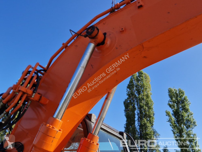 Excavadora Hitachi