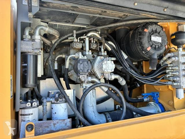 Escavatore Liebherr 922LC