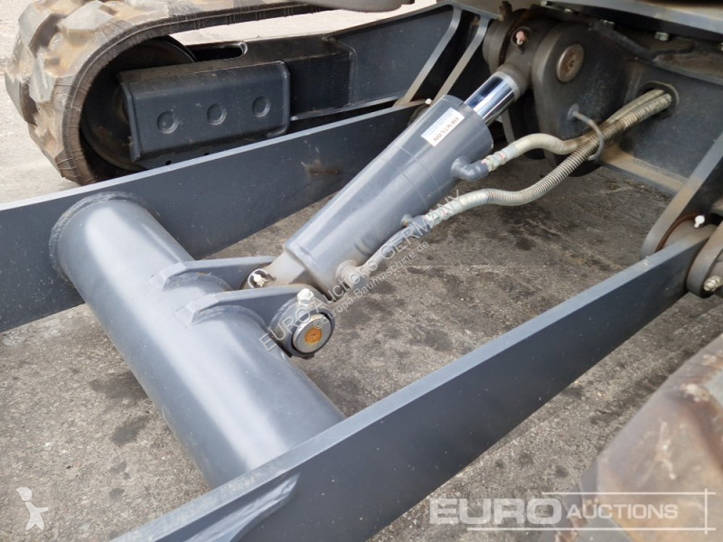 Rýpadlo Develon DX55R-7