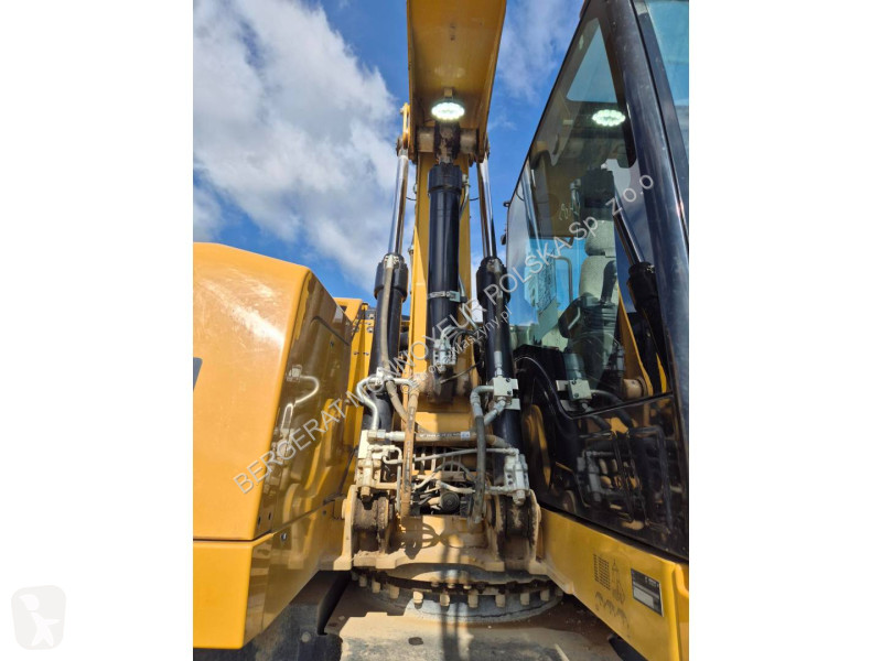 Экскаватор Caterpillar M317F