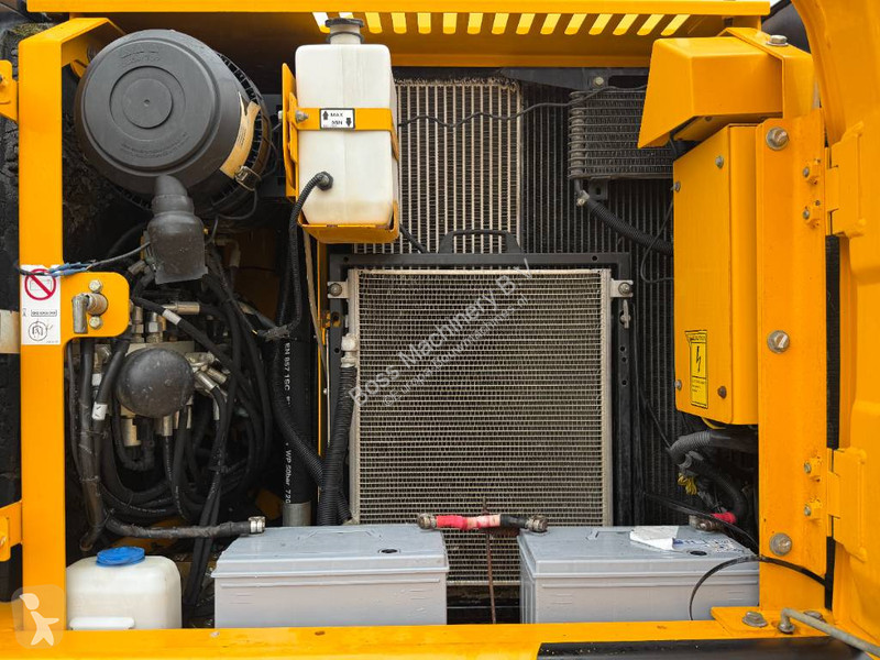 Rýpadlo JCB - Hammer Lines / Blade