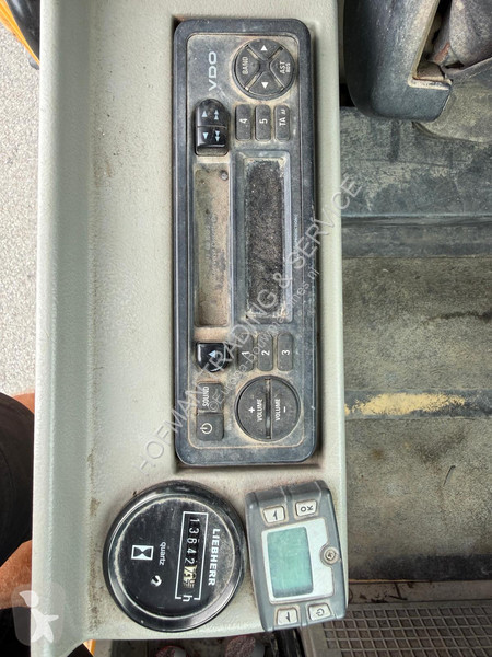 جرافة Liebherr ZW