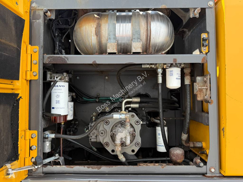 Skovl Volvo - Hammer Lines / Automatic Greasing