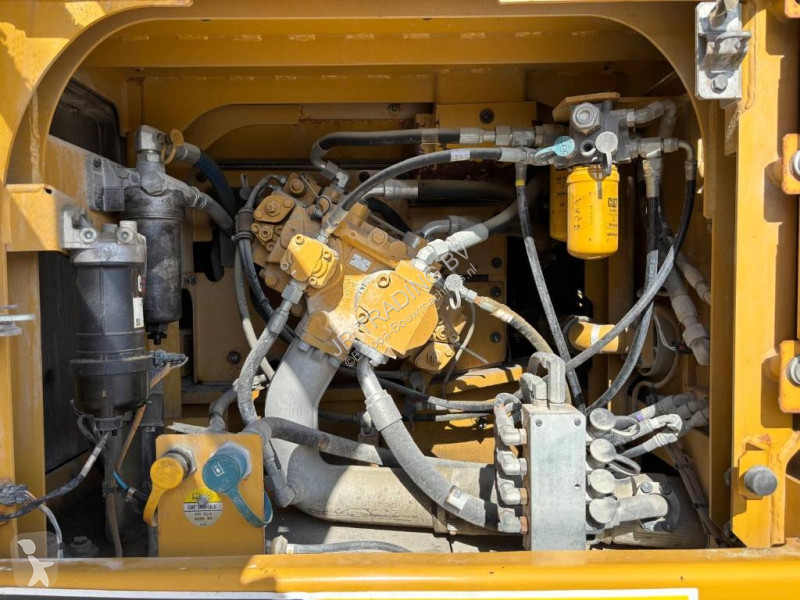 Excavadora Caterpillar 330 FL (GPS)
