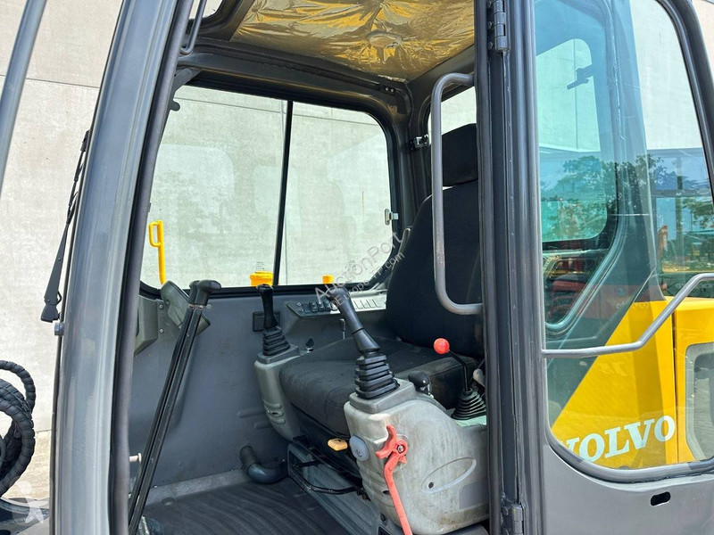Rýpadlo Volvo D
