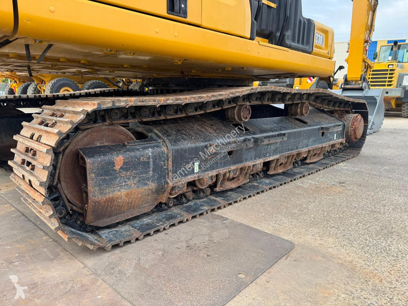Lopatový nakládač Caterpillar NG 07B .