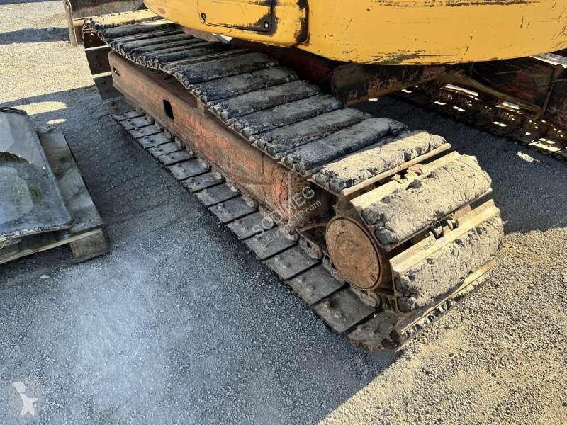 جرافة Komatsu  PC75UU-3