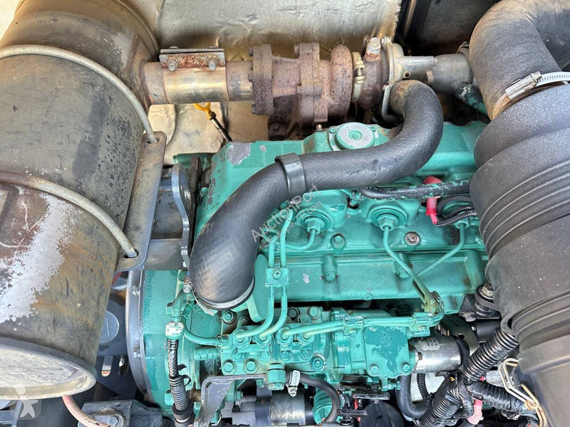 جرافة Volvo D