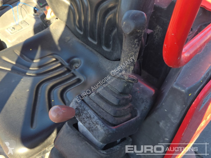 جرافة Volvo ECR25D