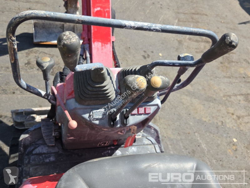 جرافة Yanmar SV08-1A(S)