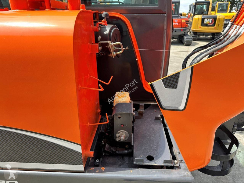جرافة Doosan 9C
