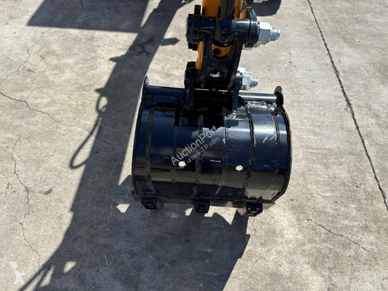 Lopatový nakládač JPC HT10