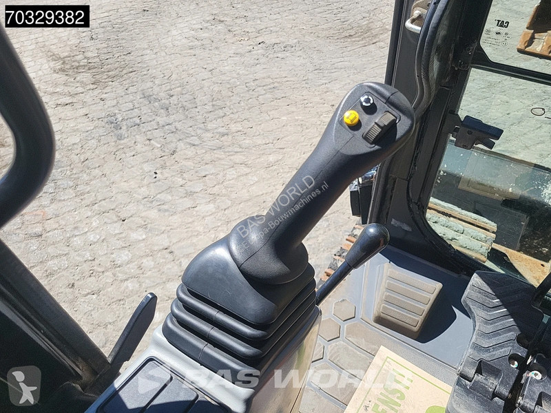 Lopatový nakládač Caterpillar CR
