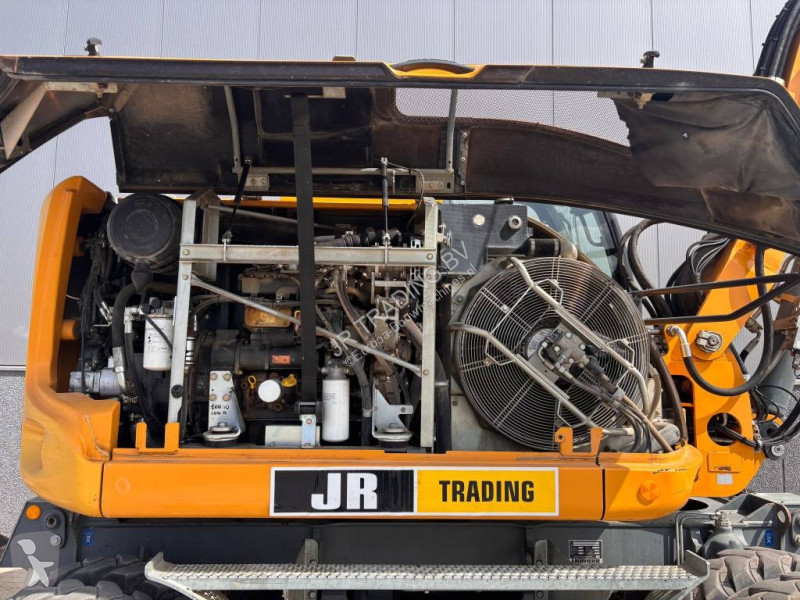 Rýpadlo Liebherr Compact (3 Buckets + Forks)
