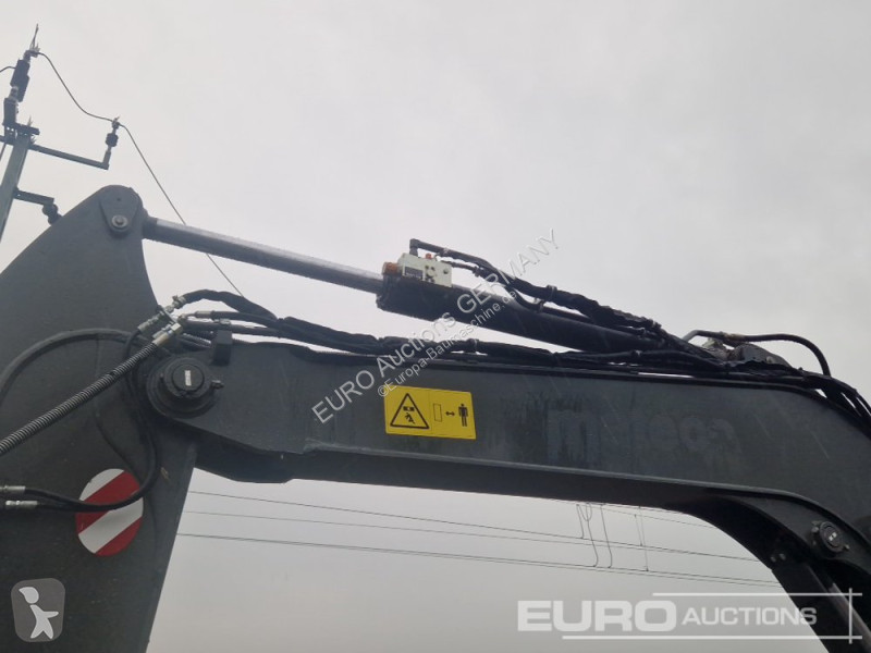 Экскаватор Volvo