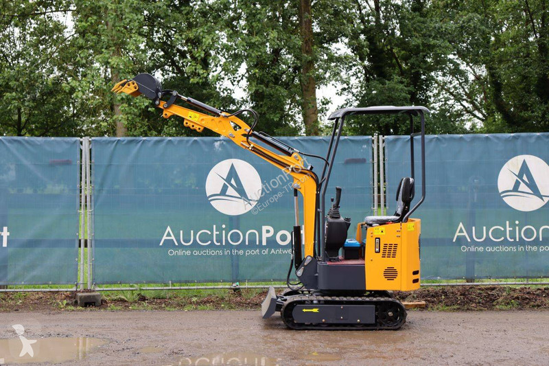 Excavator  HT10