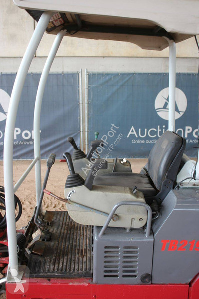 Excavator Takeuchi TB219