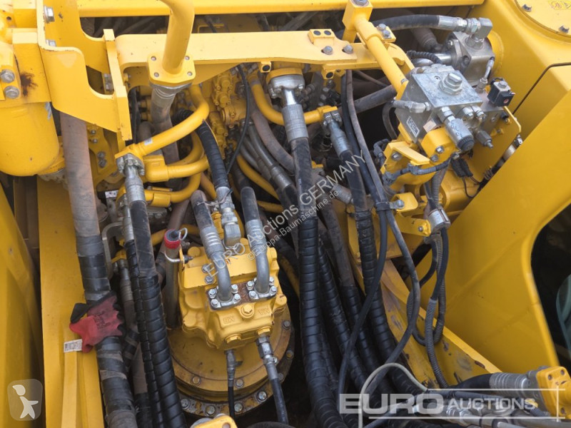 Багер Komatsu LC-11E0