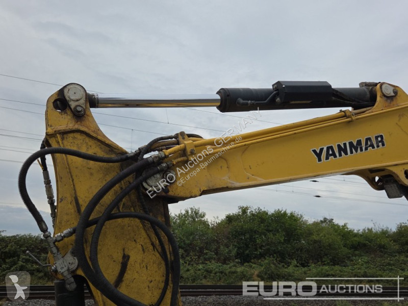 Багер Yanmar 2A