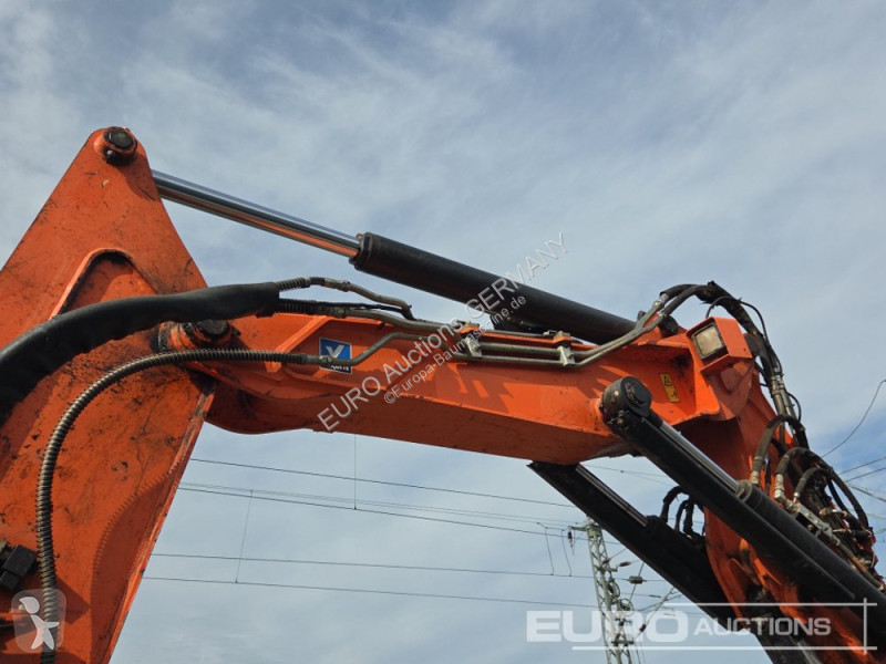 Excavadora JCB 86C-1
