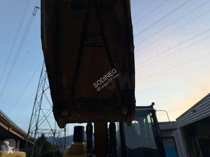 Skovel Caterpillar DMH