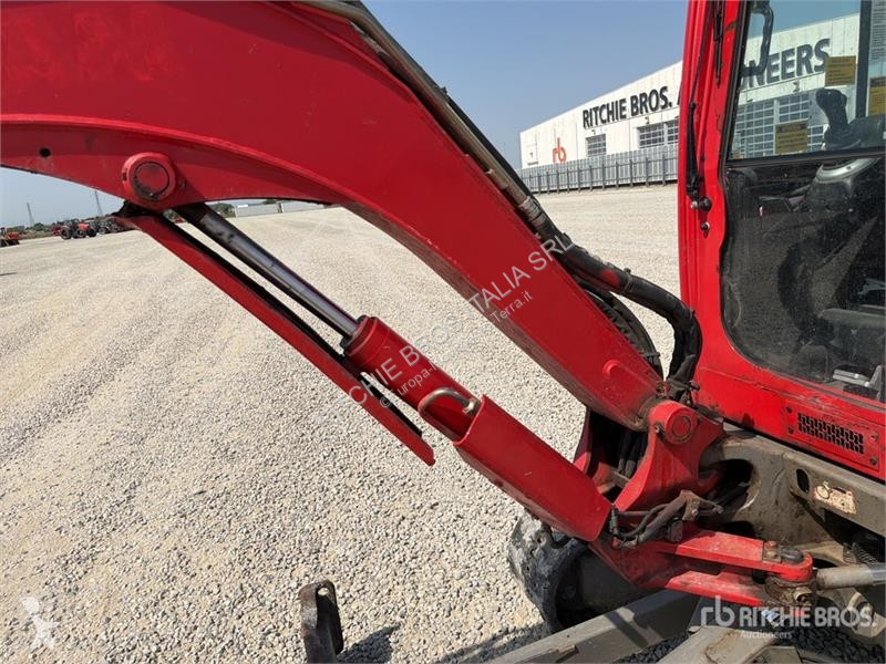 Екскаватор JCB