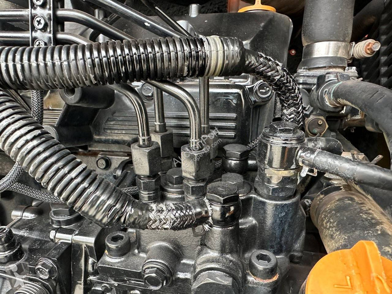 Escavadora Doosan 9C
