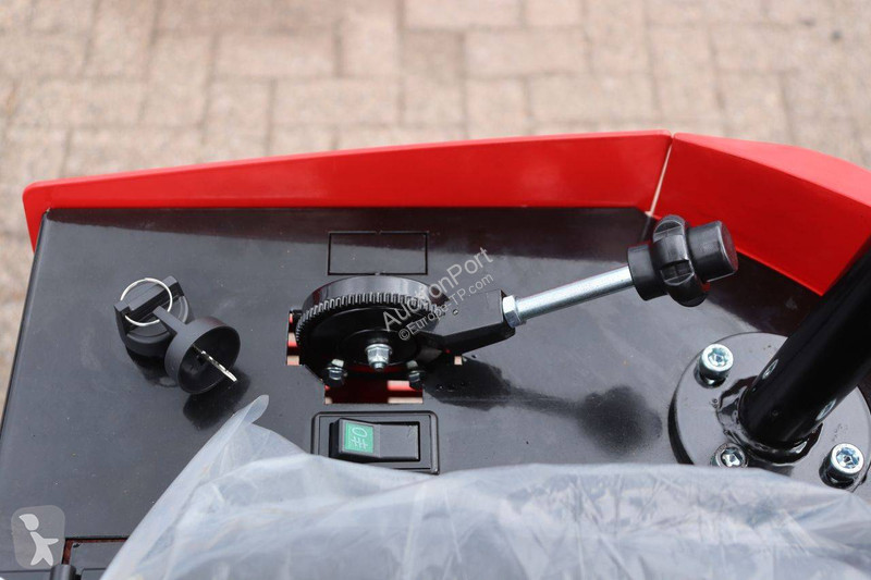 Kotrógép  XT-12