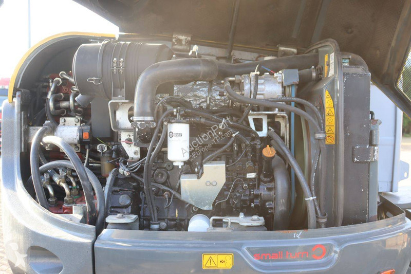 جرافة Neuson 6503