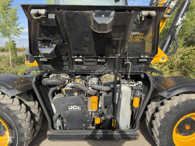 جرافة JCB  HIDRADIG 110WT 4F