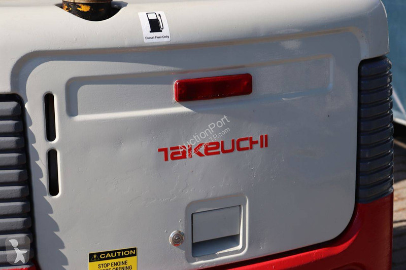 Skovel Takeuchi