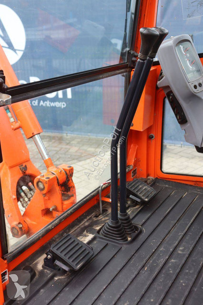 Skovel Kubota