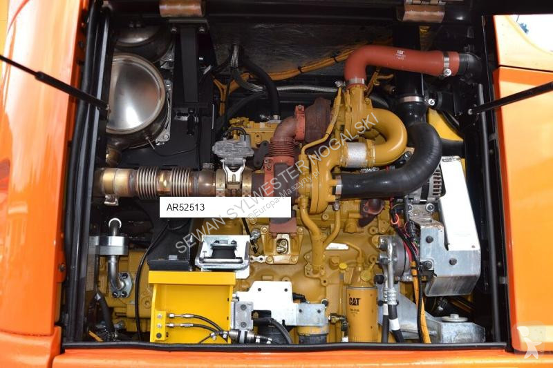 Excavadora Caterpillar M