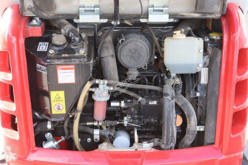 Rýpadlo Takeuchi TB216