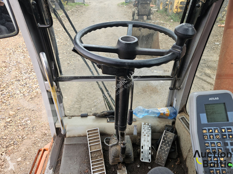 Excavator Terex 5