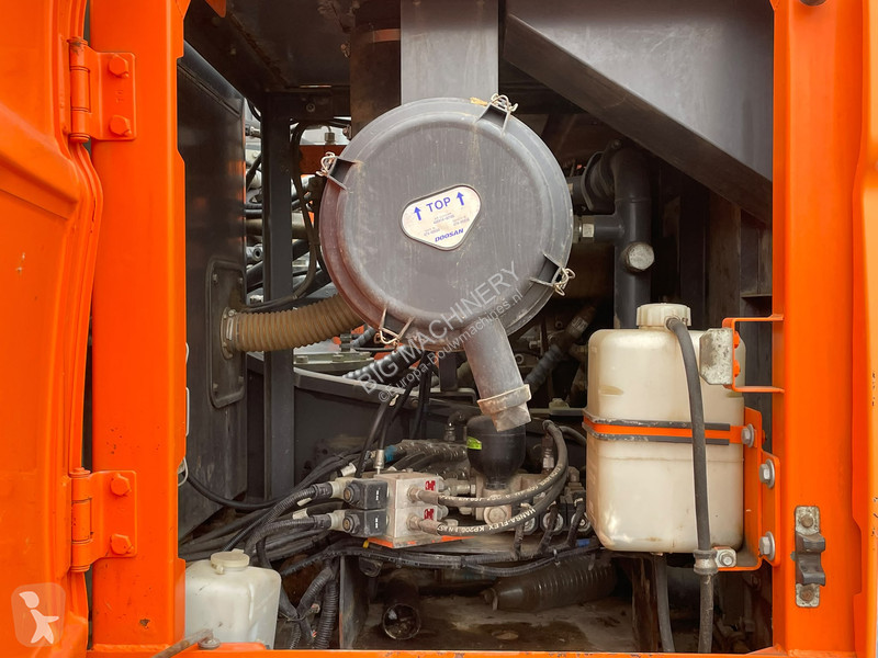 Pelle Doosan 5