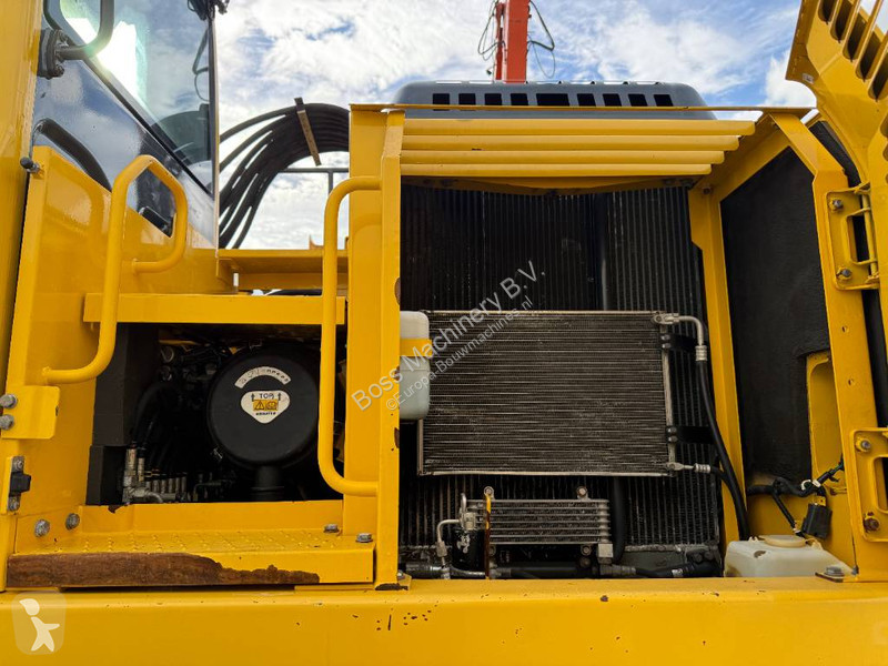 Pelle Komatsu - Triple Boom / Blade / Hammer Lines