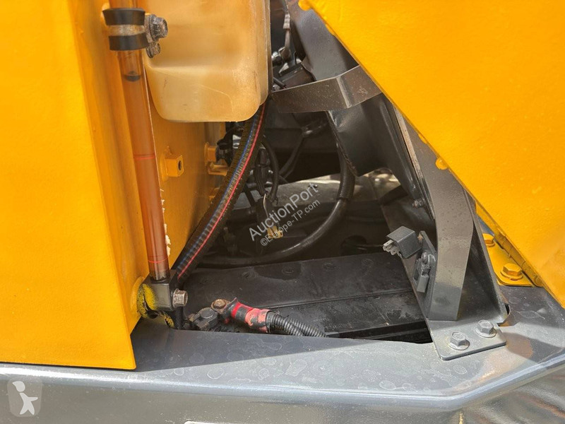 Pelle Volvo EC60C