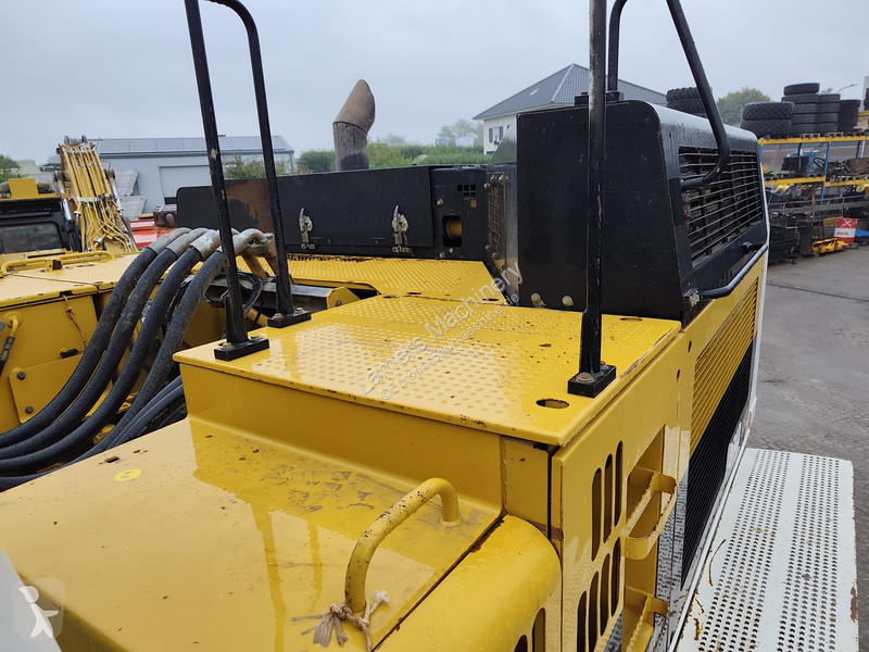Багер Caterpillar 374F D .