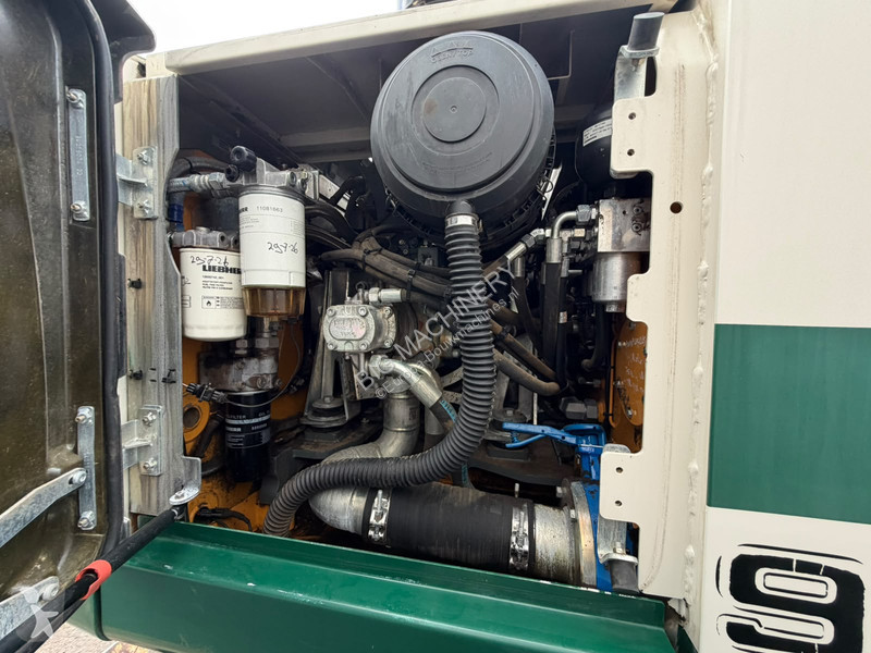 Pelle Liebherr A916