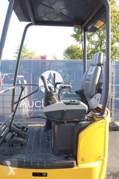 Pelle Komatsu PC14R-3HS