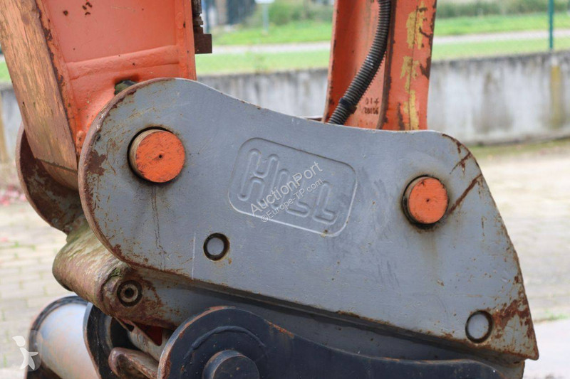 Pelle Hitachi