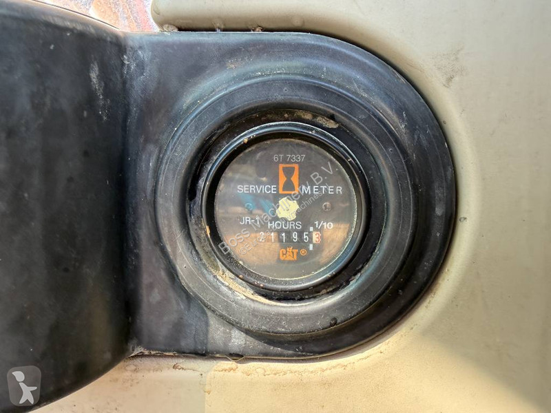 Багер Caterpillar - Good overall condition!